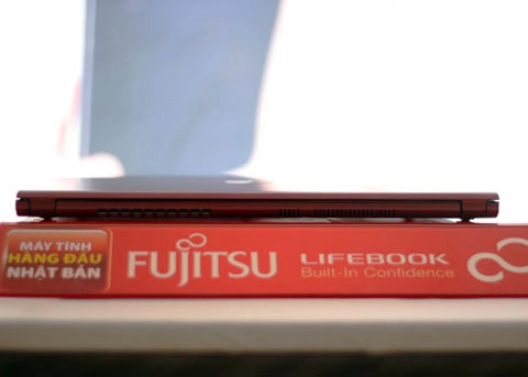 Fujitsu ra ultrabook đầu tiên tại vn - 5