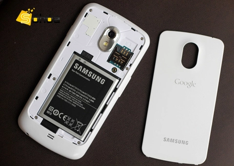 Galaxy nexus trắng đầu tiên về vn - 8