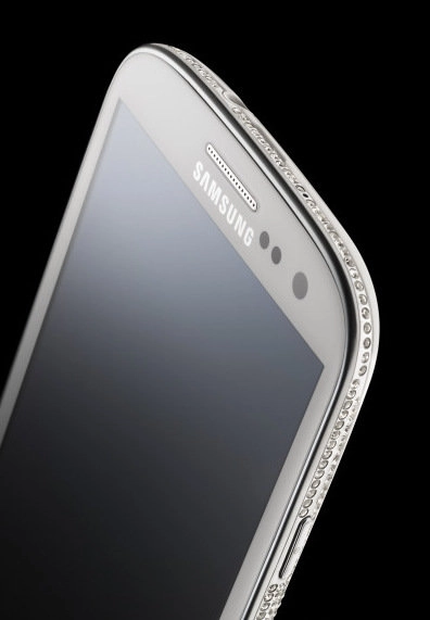 Galaxy s iii phiên bản đính đá swarovski đầu tiên giá 2700 usd - 3