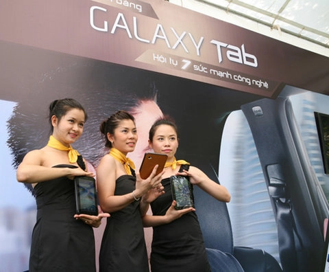 Galaxy tab ra mắt hoành tráng ở sài gòn - 2