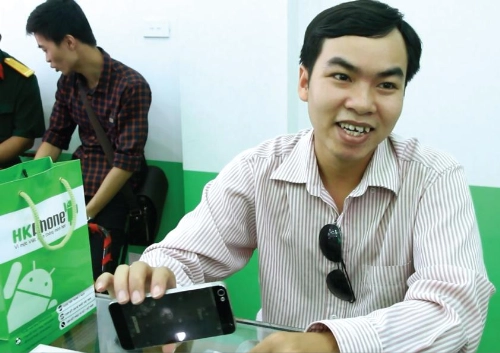Gần 1000 người đặt mua smartphone irevo vỏ thép - 4