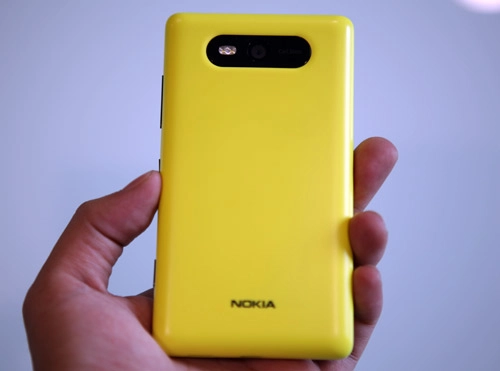 Hình ảnh nokia lumia 820 tại vn - 2