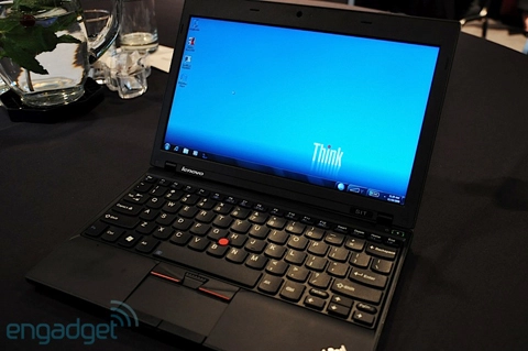 Hình ảnh thực tế thinkpad x100e - 1