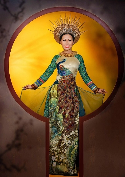 Hoa hậu thảo lâm quý phái trong trang phục áo dài - 6