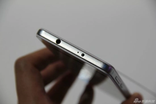 Huawei ra smartphone 8 nhân mạnh hơn galaxy s5 xperia z2 - 5