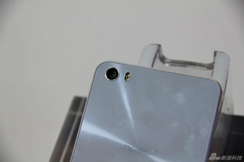 Huawei ra smartphone 8 nhân mạnh hơn galaxy s5 xperia z2 - 6