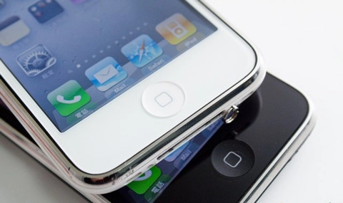 Iphone 3gs thay vỏ trắng như iphone 4 - 4