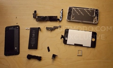 Iphone 4g bị tháo rời linh kiện - 2