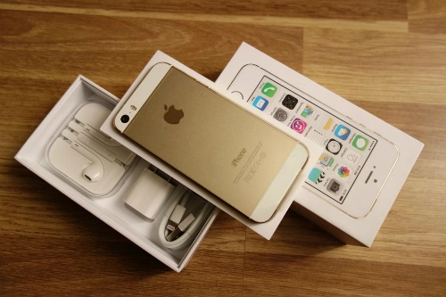 Iphone 5s giá giảm sâu hàng mới khan hiếm - 1