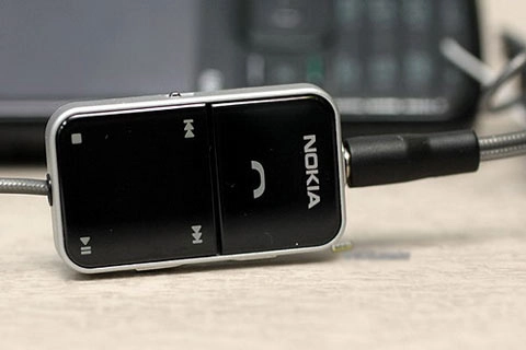 khui hộp nokia n79 màu đen - 8