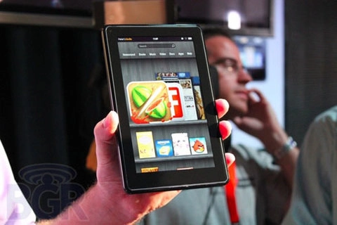 Kindle fire bán được gần 100 nghìn máy trong ngày đầu tiên - 1