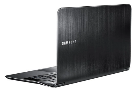 Laptop 13 inch mỏng nhẹ nhất thế giới của samsung - 2