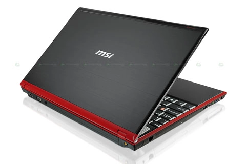 Laptop chơi game dùng core i7 của msi - 1