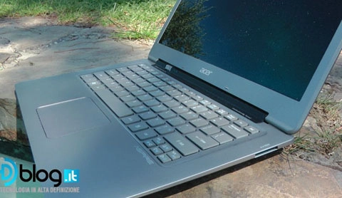 Laptop siêu mỏng của acer lộ hình thực tế - 5