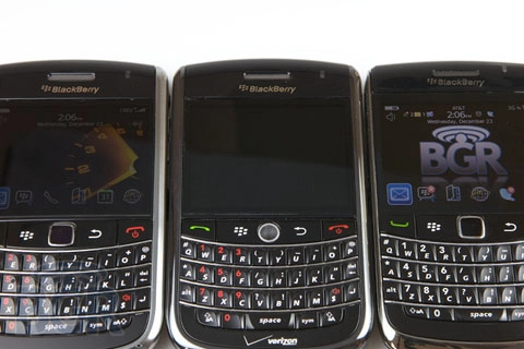 Loạt hình ảnh blackberry tour2 xuất hiện - 11