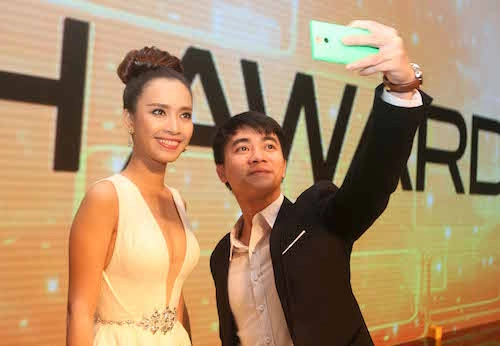Lumia 730 - điện thoại chụp ảnh selfie tốt nhất năm 2014 - 3