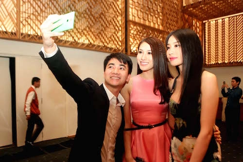 Lumia 730 - điện thoại chụp ảnh selfie tốt nhất năm 2014 - 6