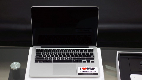 Macbook pro 13 inch retina về vn - 3