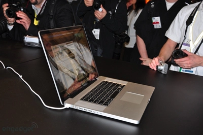 Macbook pro 17 inch tại macworld 2009 - 8