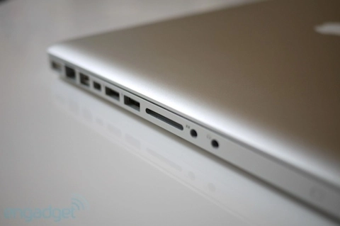 Macbook pro dùng intel core i7 - 5