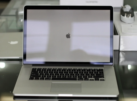 Macbook pro màn hình retina về vn với giá 47 triệu đồng - 1