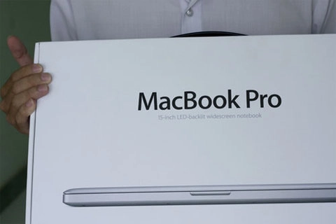 Macbook pro mới của apple đã tới vn - 10