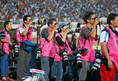 Máy ảnh của phóng viên tại asian cup 2007 - 3