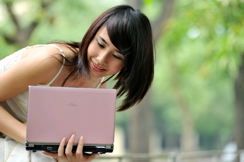 Miss eee pc điệu cùng netbook - 12