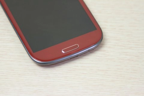 Mở hộp galaxy s iii màu đỏ chính hãng - 6