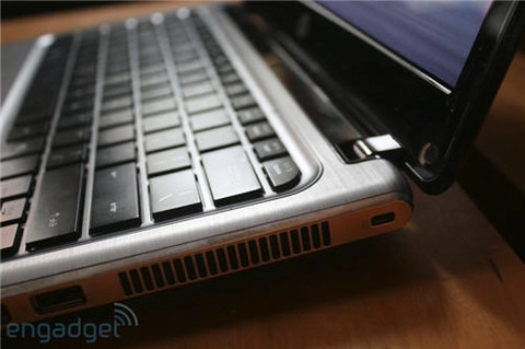 Mở hộp laptop hp dm3t - 8