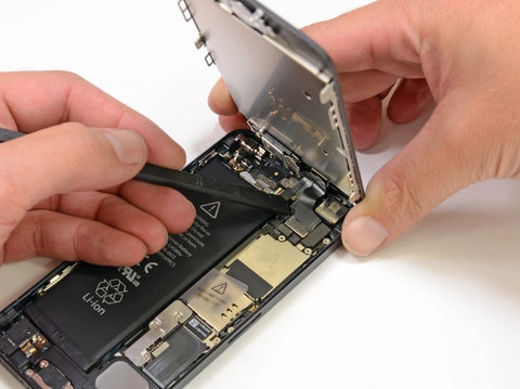 mổ xẻ phần cứng của iphone 5 - 4