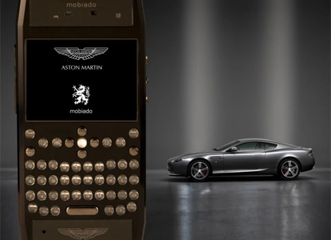 Mobiado ra điện thoại xe sang grand 350 aston martin - 1