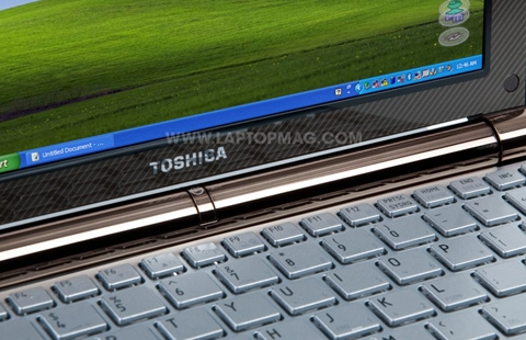 Netbook đẹp toshiba nb205 - 15