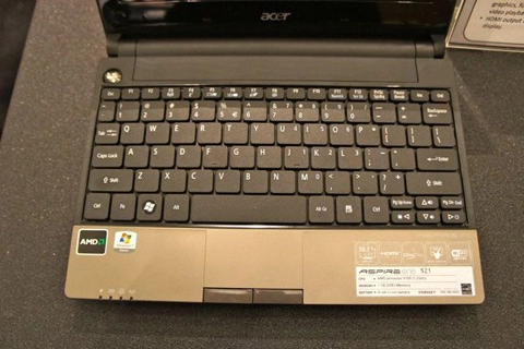 Netbook dùng chip amd phát video full hd - 2