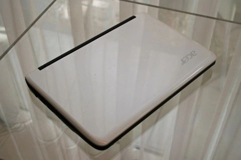 Ngắm acer aspire one 116 inch - 2