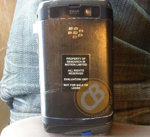 Ngắm blackberry storm 2 - 2