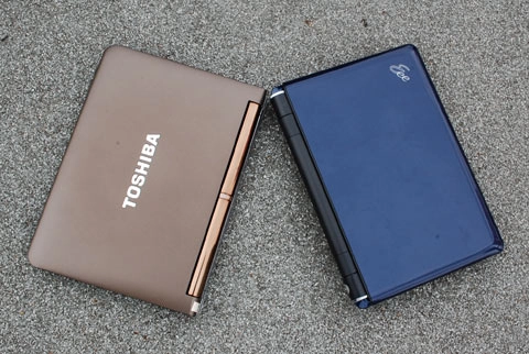 Ngắm netbook toshiba nb200 - 12