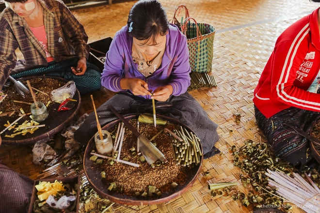 Nghệ thuật chèo thuyền một chân trên hồ inle - 6