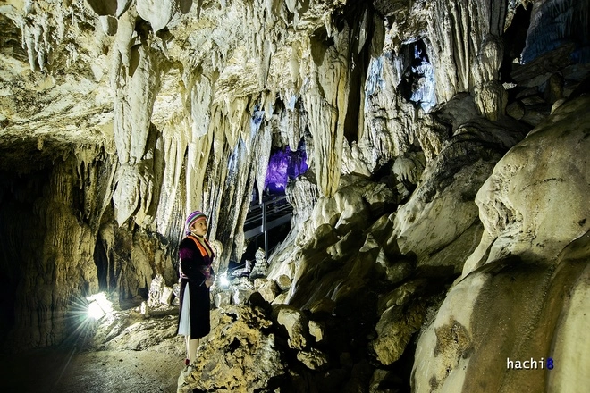 Nhũ đá lung linh trong hang đẹp nhất hà giang - 9