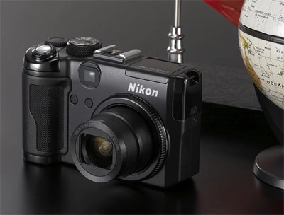 Nikon tham gia cuộc chơi máy ảnh cảm ứng - 3
