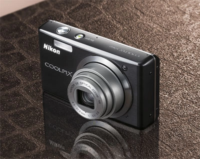 Nikon tham gia cuộc chơi máy ảnh cảm ứng - 7