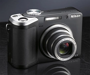Nikon trình làng d60 và 7 máy ảnh coolpix - 2