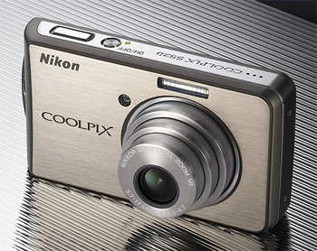 Nikon trình làng d60 và 7 máy ảnh coolpix - 4