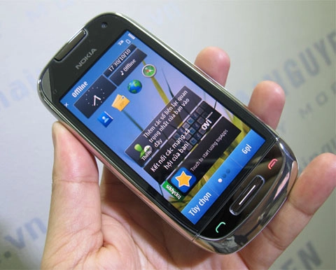 Nokia c7 chính hãng đã về vn - 1