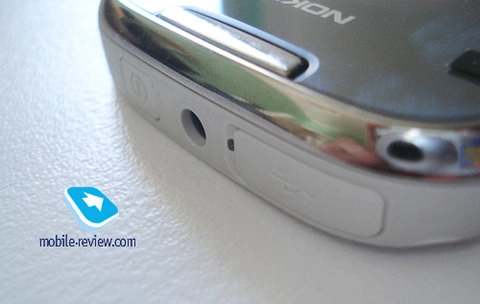 Nokia c7 phiên bản màu trắng xuất hiện - 7
