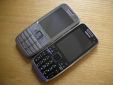 Nokia e55 và anh em e-series - 3