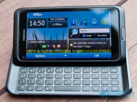 Nokia hoãn bán e7 sang 2011 - 1