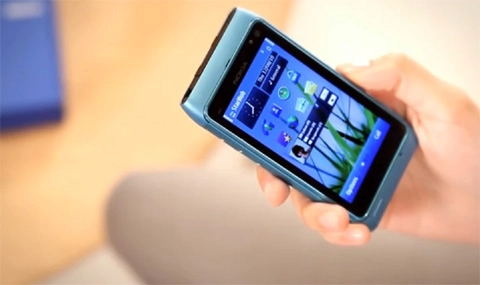 Nokia n8 chính hãng giá gần 11 triệu - 1