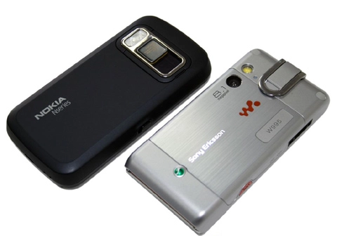 Nokia n86 vs sony ericsson w995 - 8