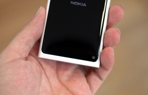 Nokia n9 màu trắng về vn - 4